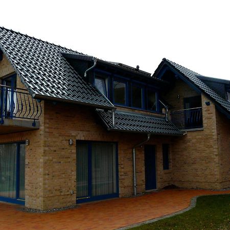 Ferienhaus Direkt An See & Strand Goehren-Lebbin Exterior photo